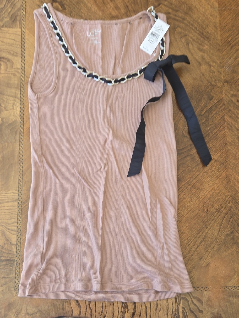LOFT Dusty Pink Ribbed Tank with Chain Trim and Black Bow